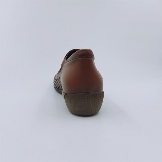 MAMMAMİA D21YA-3055 LASTİKLİ DERİ GÜNLÜK KADIN AYAKKABI