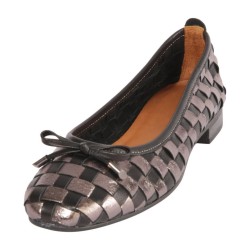 MAMMAMİA D25YA-525 FİYONK DETAYLI KADIN DERİ BABET