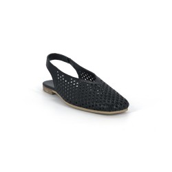 MAMMAMİA D26YS-2700 BURNU KAPALI DELİKLİ DERİ KADIN SANDALET