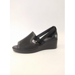 MESSİMOD  DERİ ORTOPEDİK DOLGU TOPUK KADIN SANDALET