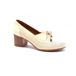 VENÜS 1374Y TOPUKLU BASKILI KLASİK DERİ KADIN AYAKKABI VENÜS 1374Y TOPUKLU BASKILI KLASİK DERİ KADIN AYAKKABI