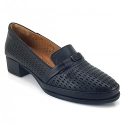 VENÜS 1709261Y TOPUKLU DELİKLİ DERİ KLASİK KADIN AYAKKABI VENÜS 1709261Y TOPUKLU DELİKLİ DERİ KLASİK KADIN AYAKKABI