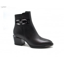 VENÜS 1853206K TOPUKLU TOKA DETAYLI  KLASİK DERİ KADIN BOT VENÜS 1853206K TOPUKLU TOKA DETAYLI  KLASİK DERİ KADIN BOT