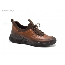 VENÜS 1953831K ORTOPEDİK YUMUŞAK KADIN DERİ AYAKKABI VENÜS 1953831K ORTOPEDİK YUMUŞAK KADIN DERİ AYAKKABI