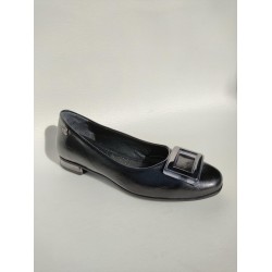 VENÜS 2056005K DERİ TOKALI KLASİK KADIN BABET AYAKKABI VENÜS 2056005K DERİ TOKALI KLASİK KADIN BABET AYAKKABI