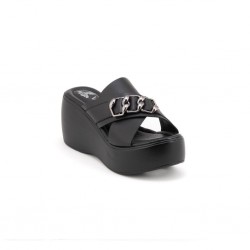 VENÜS 2313122Y DOLGU TOPUK TOKA DETAYLI DERİ KADIN TERLİK