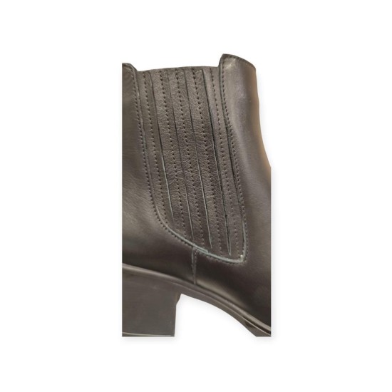 VENÜS 25021503K TOPUKLU KLASİK DERİ KADIN BOT